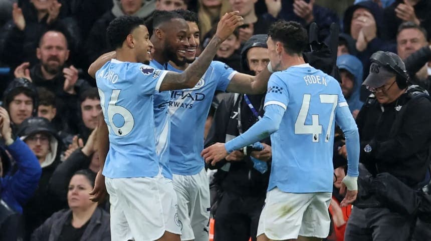 Pep’s Cup gamble pays: City thrash Palace, Arsenal trembling