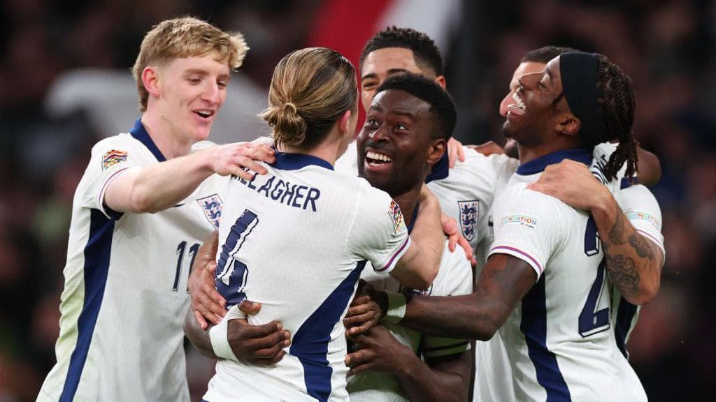 Berbatov says England could finally shine at World Cup