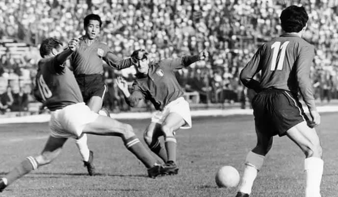 World Cup Moments #17: The Battle of Santiago