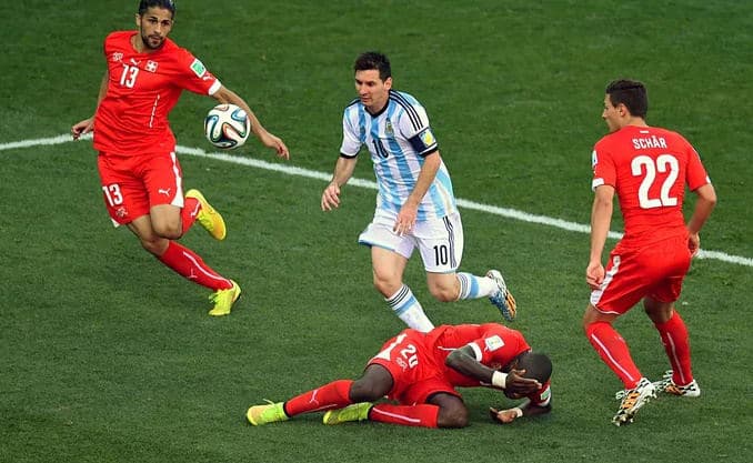 Argentina v Switzerland: Messi leads Argentina charge
