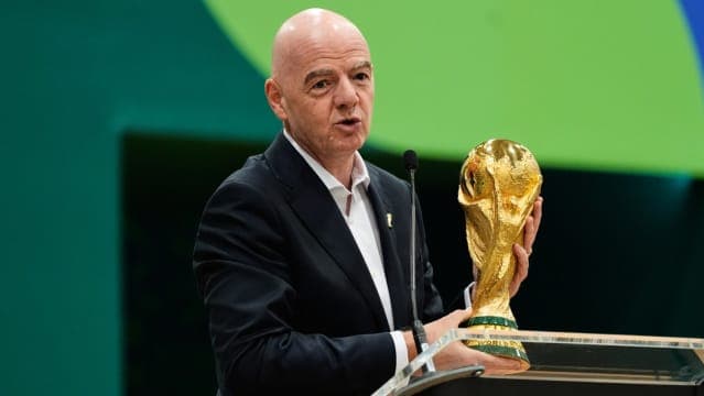 FIFA selling World Cup stakes to private investors