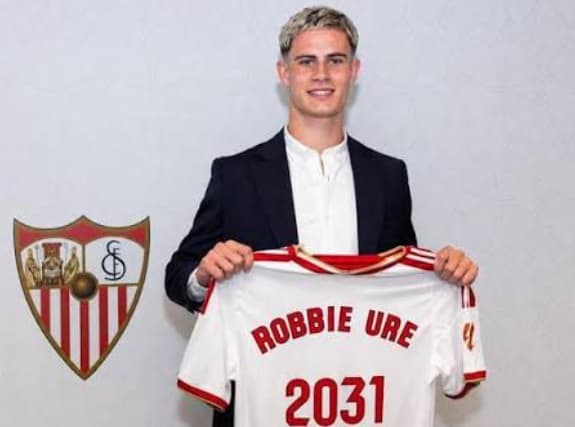 Robbie Ure: Sevilla Secure Scottish Striker for £5.5m